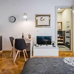 Caelestis Luxury Studio