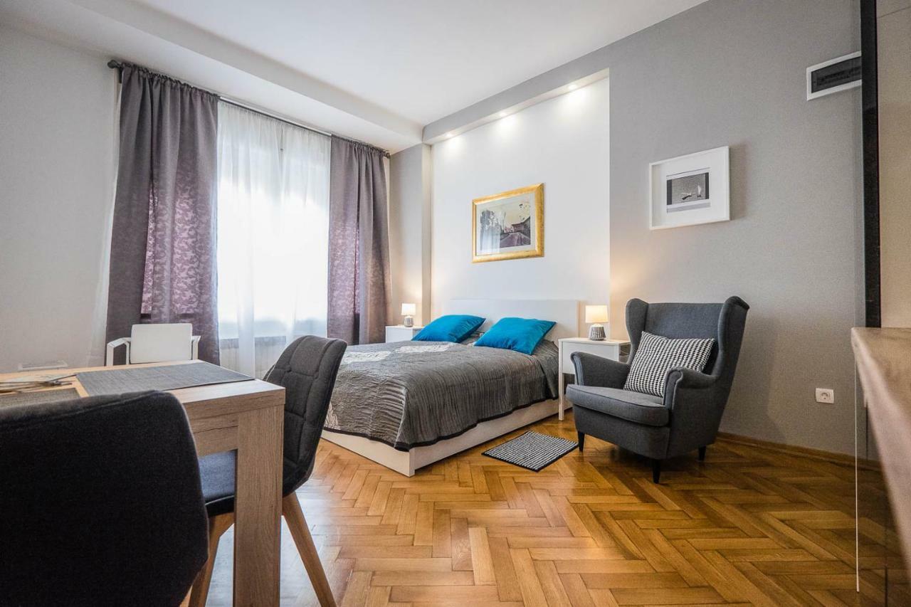 Caelestis Luxury Apartment *